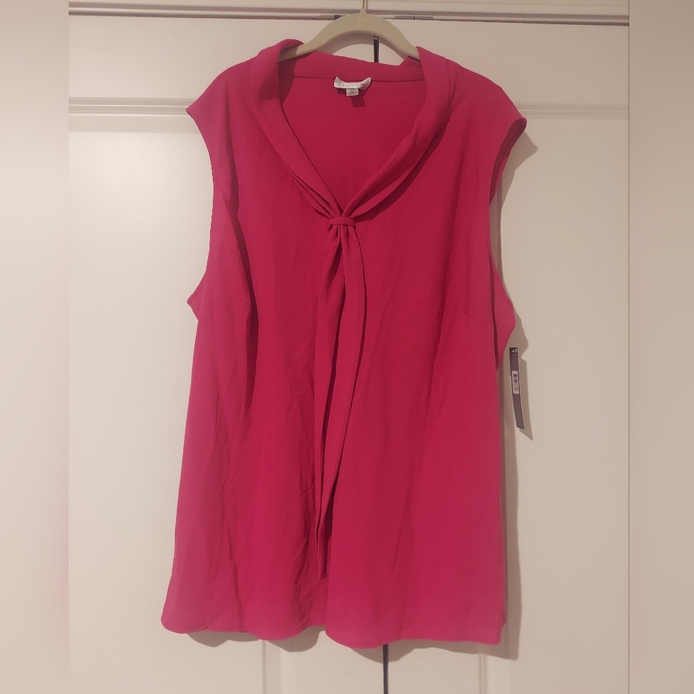 Tahari  Arthur S. Levine Sleeveless top